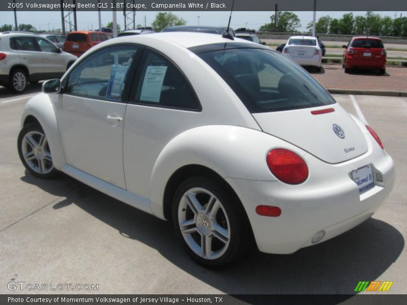 Campanella White / Black 2005 Volkswagen New Beetle GLS 1.8T Coupe