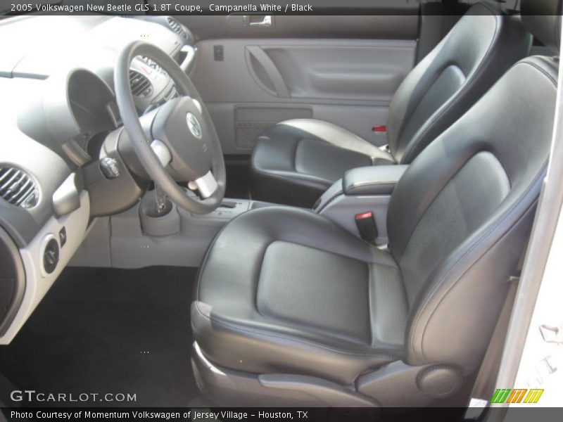Campanella White / Black 2005 Volkswagen New Beetle GLS 1.8T Coupe