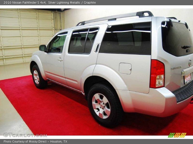 Silver Lightning Metallic / Graphite 2010 Nissan Pathfinder S 4x4