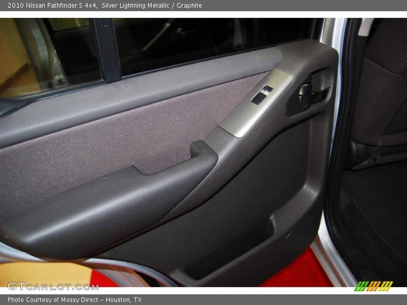 Silver Lightning Metallic / Graphite 2010 Nissan Pathfinder S 4x4