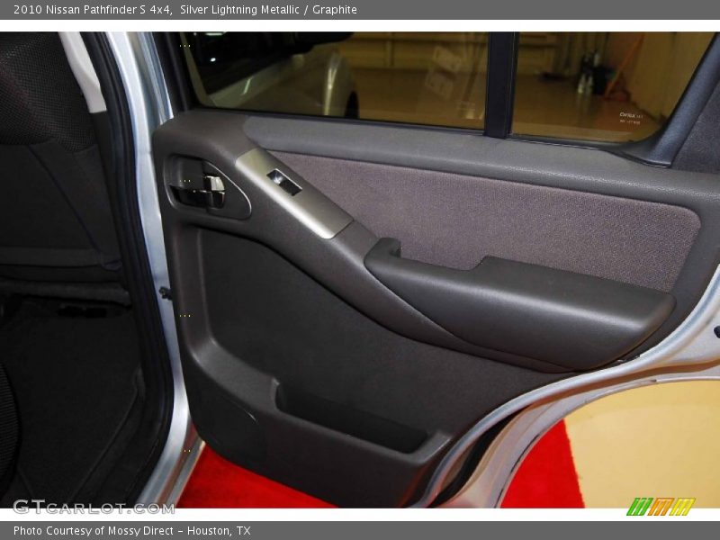Silver Lightning Metallic / Graphite 2010 Nissan Pathfinder S 4x4