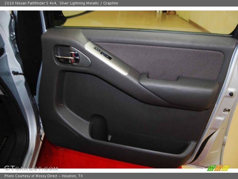 Silver Lightning Metallic / Graphite 2010 Nissan Pathfinder S 4x4