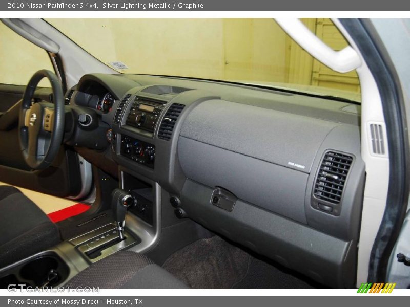 Silver Lightning Metallic / Graphite 2010 Nissan Pathfinder S 4x4