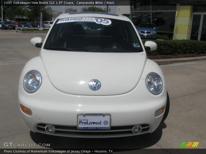 Campanella White / Black 2005 Volkswagen New Beetle GLS 1.8T Coupe