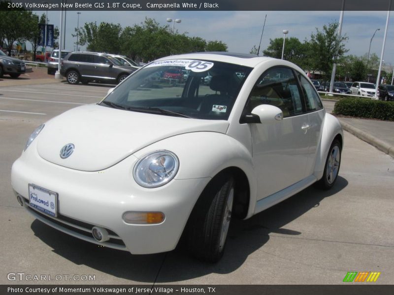 Campanella White / Black 2005 Volkswagen New Beetle GLS 1.8T Coupe