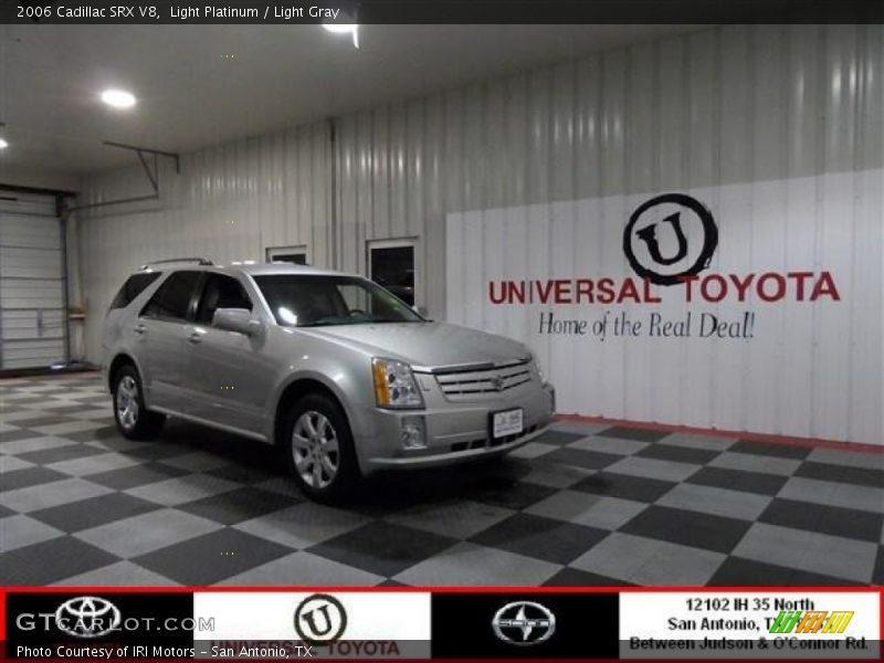 Light Platinum / Light Gray 2006 Cadillac SRX V8