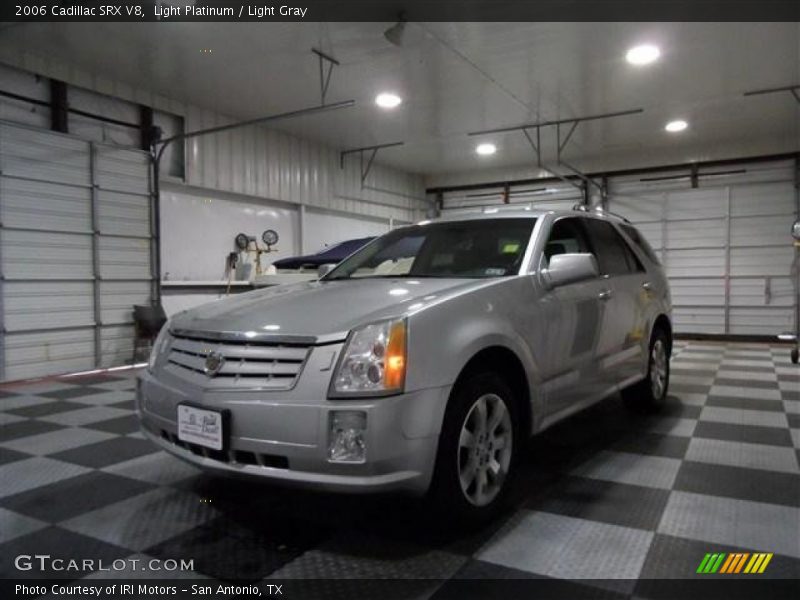 Light Platinum / Light Gray 2006 Cadillac SRX V8