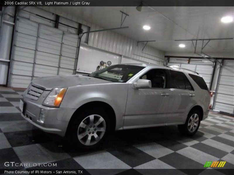Light Platinum / Light Gray 2006 Cadillac SRX V8
