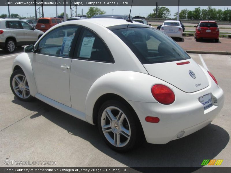 Campanella White / Black 2005 Volkswagen New Beetle GLS 1.8T Coupe