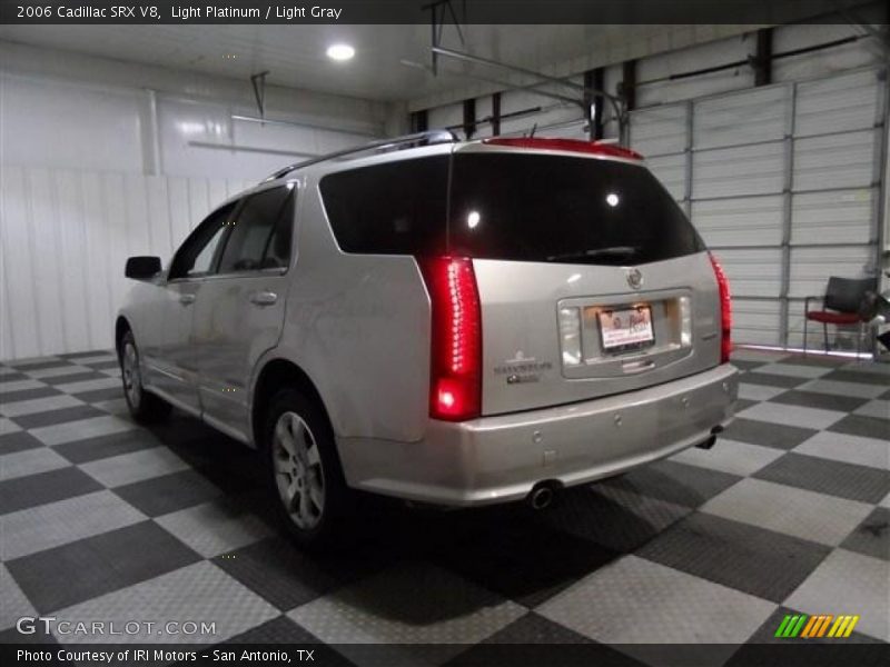 Light Platinum / Light Gray 2006 Cadillac SRX V8