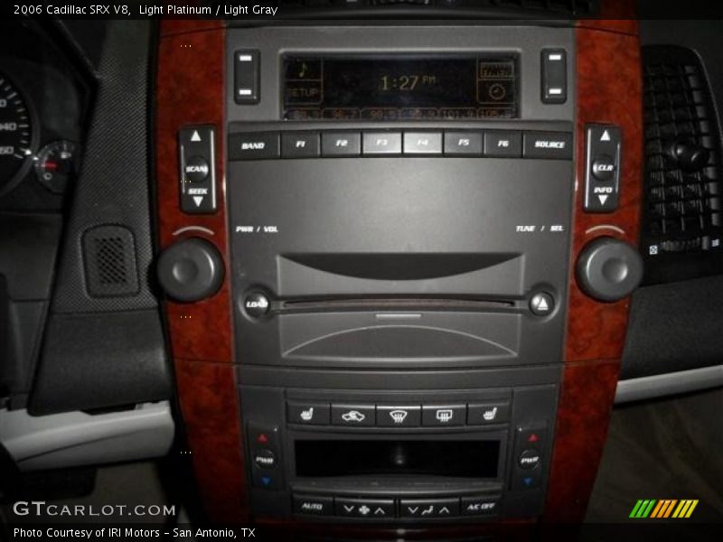Light Platinum / Light Gray 2006 Cadillac SRX V8