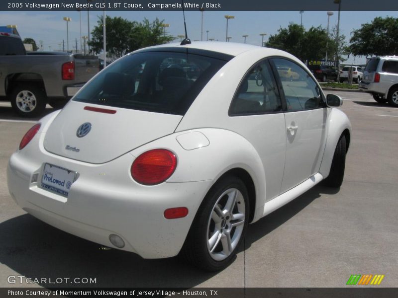 Campanella White / Black 2005 Volkswagen New Beetle GLS 1.8T Coupe