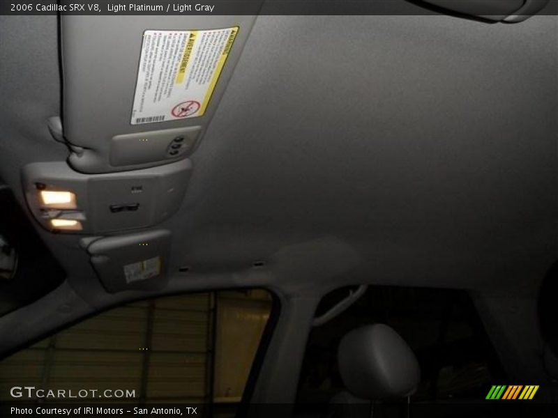 Light Platinum / Light Gray 2006 Cadillac SRX V8
