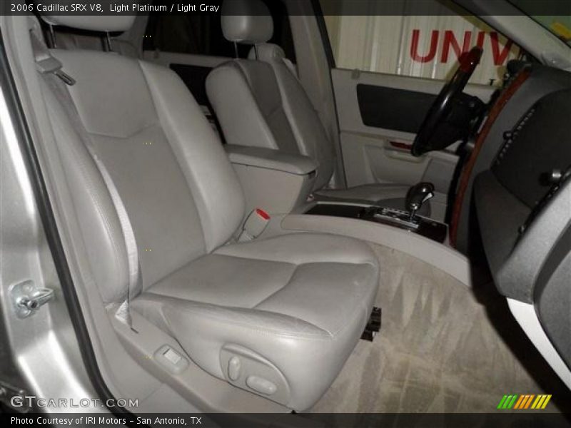 Light Platinum / Light Gray 2006 Cadillac SRX V8
