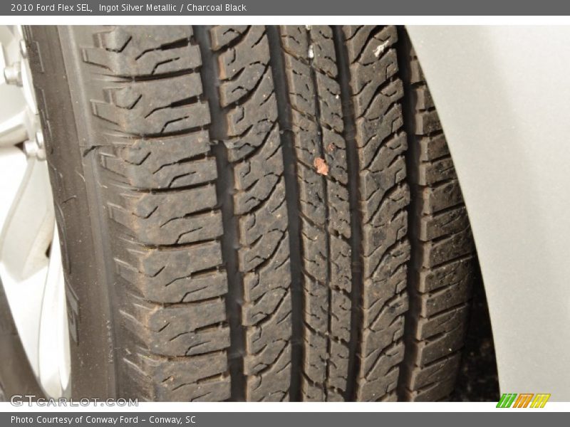 Ingot Silver Metallic / Charcoal Black 2010 Ford Flex SEL