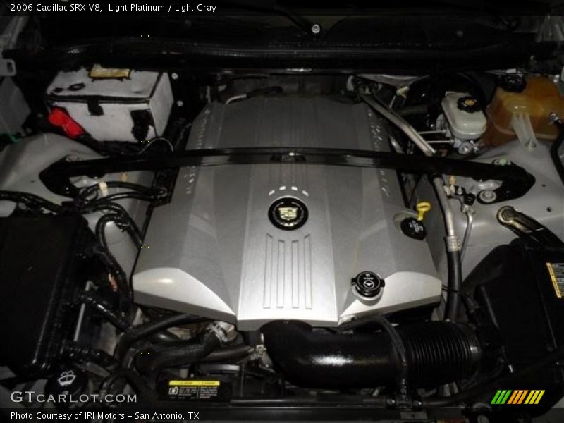 Light Platinum / Light Gray 2006 Cadillac SRX V8