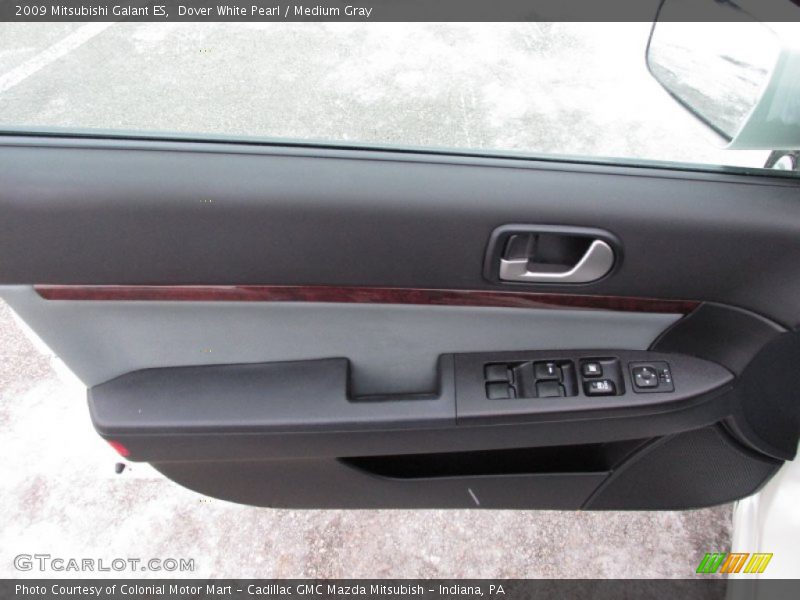Dover White Pearl / Medium Gray 2009 Mitsubishi Galant ES