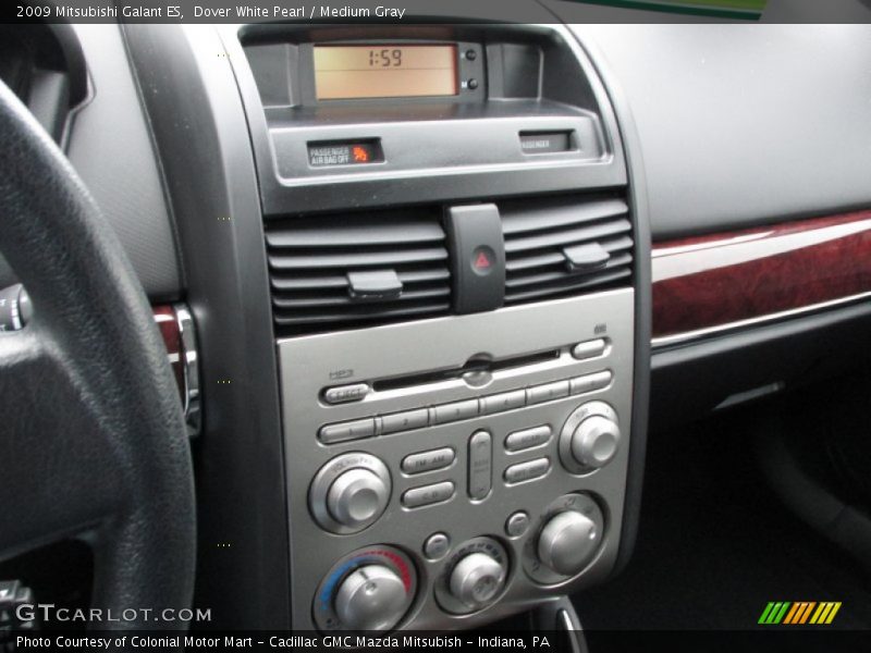Dover White Pearl / Medium Gray 2009 Mitsubishi Galant ES