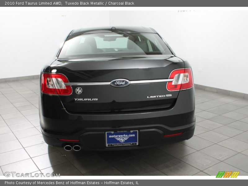Tuxedo Black Metallic / Charcoal Black 2010 Ford Taurus Limited AWD