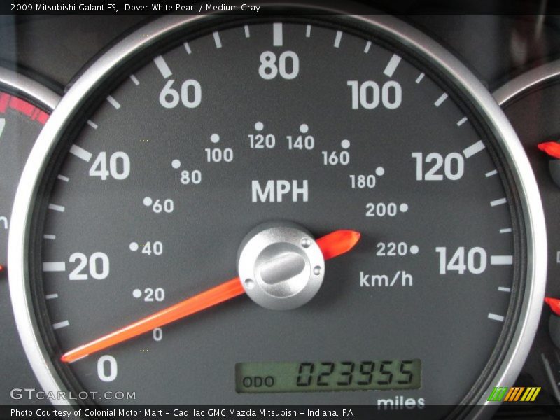 Dover White Pearl / Medium Gray 2009 Mitsubishi Galant ES