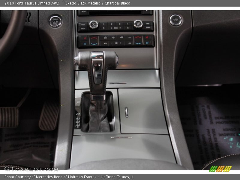 Tuxedo Black Metallic / Charcoal Black 2010 Ford Taurus Limited AWD