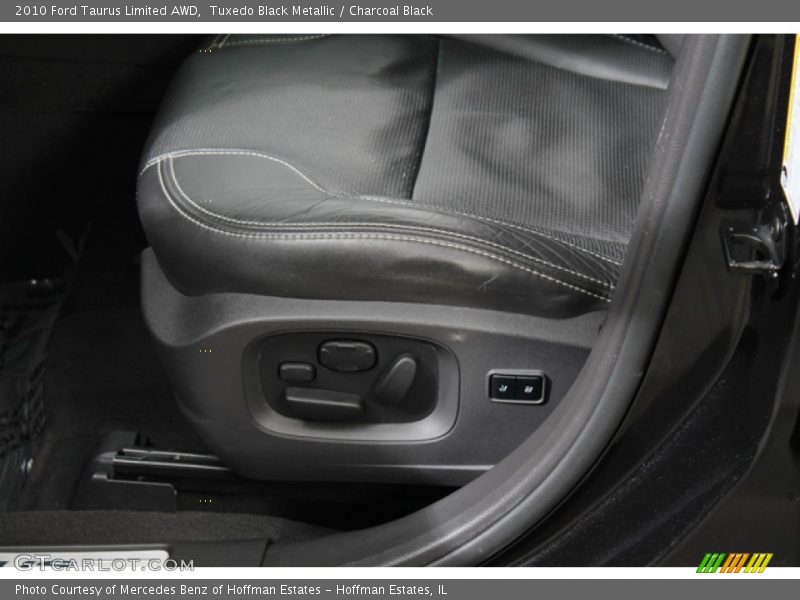 Tuxedo Black Metallic / Charcoal Black 2010 Ford Taurus Limited AWD