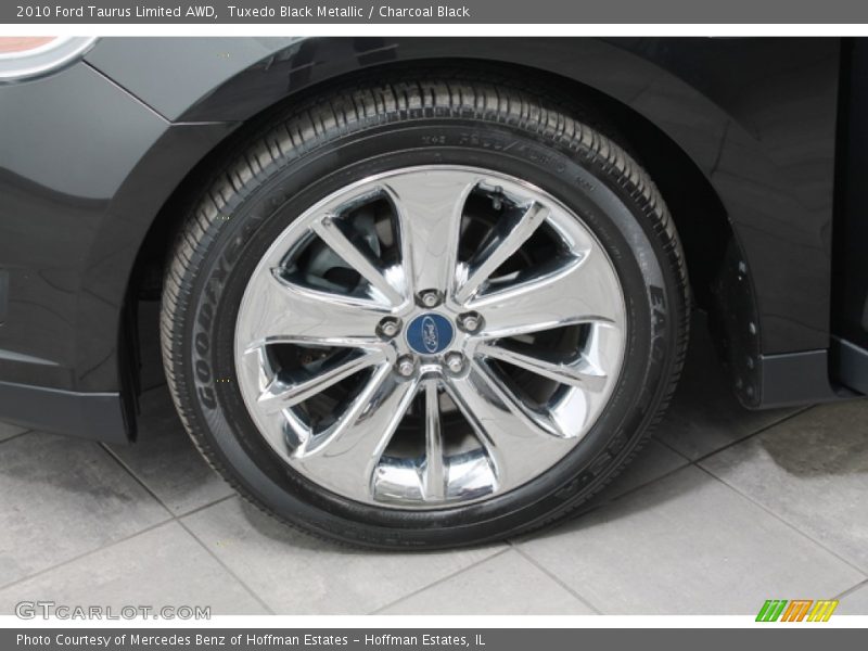 Tuxedo Black Metallic / Charcoal Black 2010 Ford Taurus Limited AWD