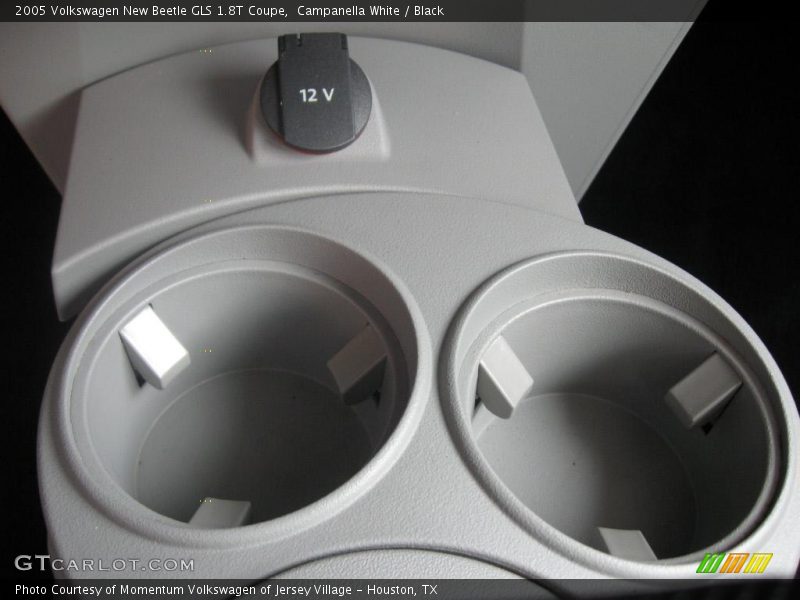Campanella White / Black 2005 Volkswagen New Beetle GLS 1.8T Coupe