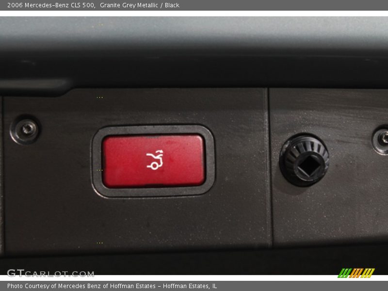 Granite Grey Metallic / Black 2006 Mercedes-Benz CLS 500