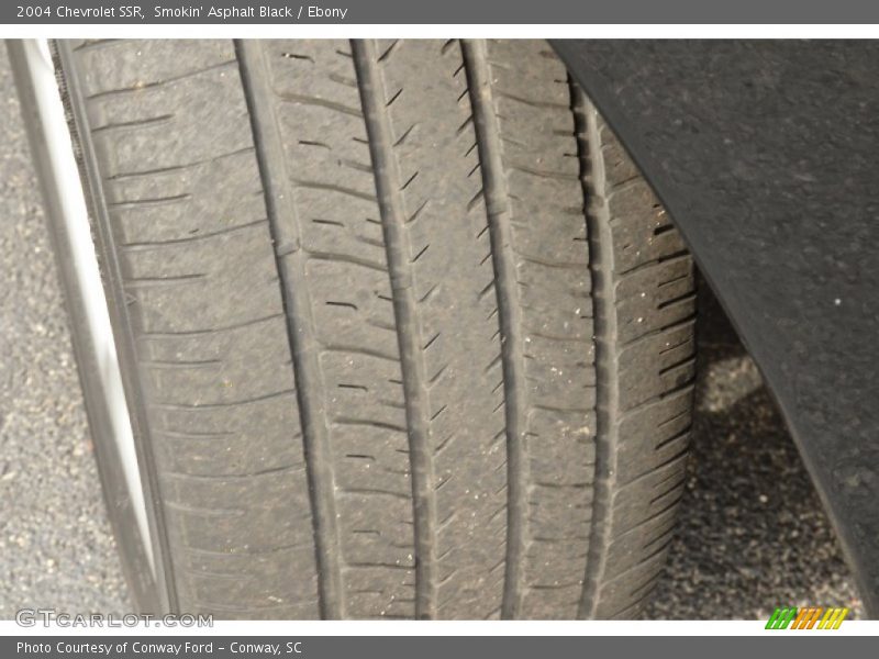 Smokin' Asphalt Black / Ebony 2004 Chevrolet SSR