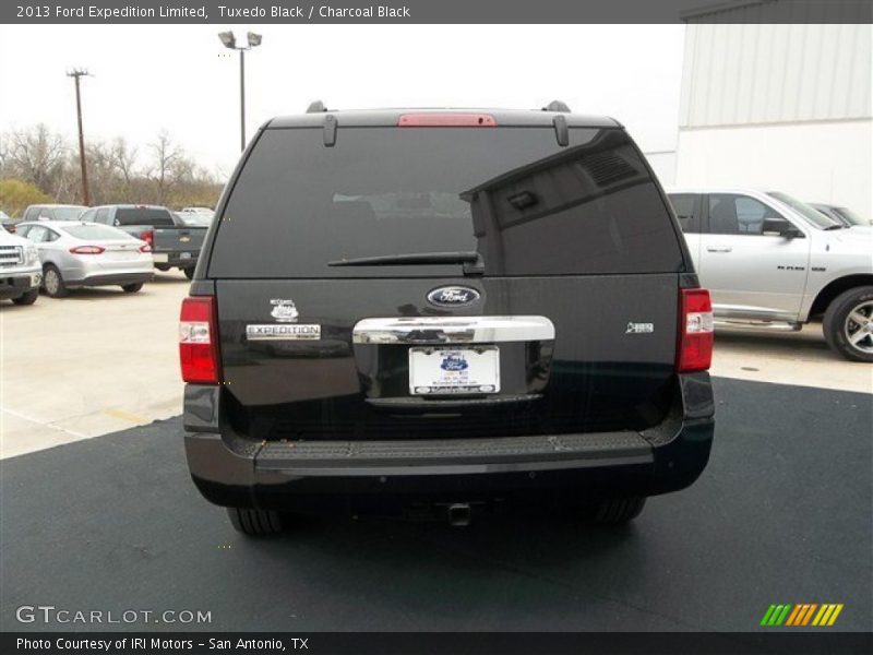 Tuxedo Black / Charcoal Black 2013 Ford Expedition Limited