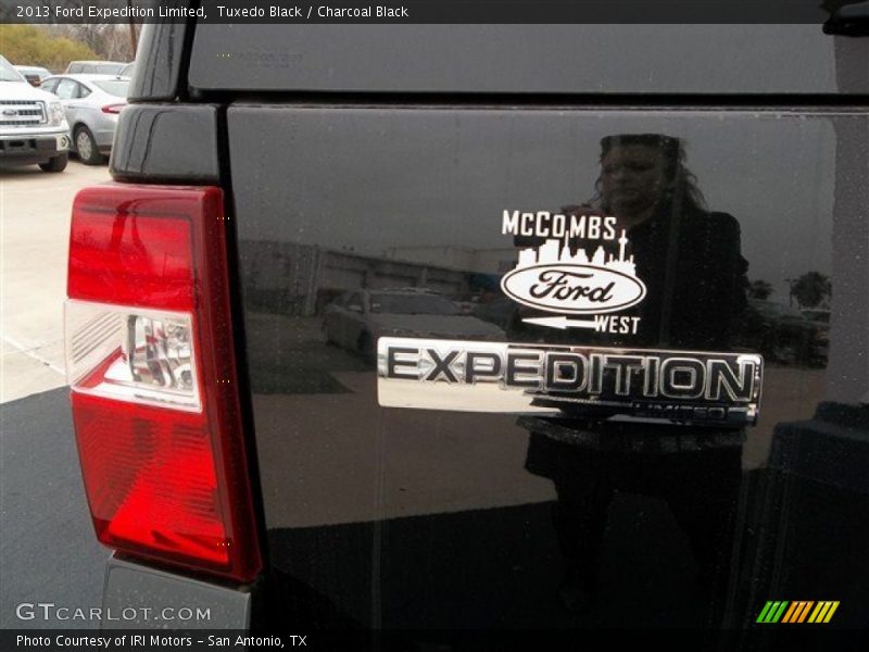 Tuxedo Black / Charcoal Black 2013 Ford Expedition Limited