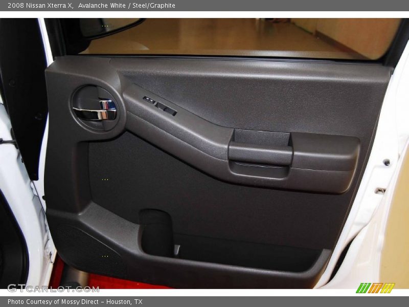 Avalanche White / Steel/Graphite 2008 Nissan Xterra X
