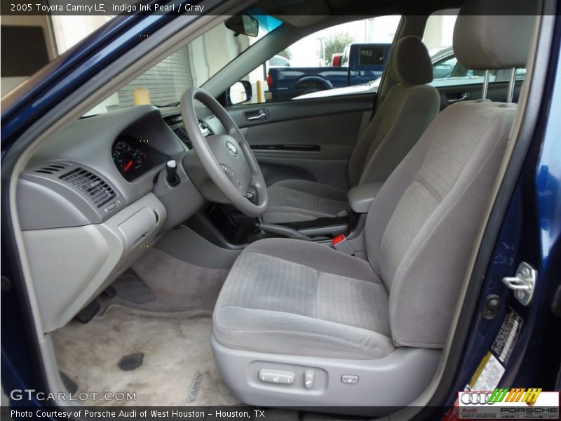 Indigo Ink Pearl / Gray 2005 Toyota Camry LE