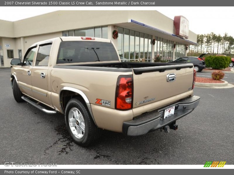 Sandstone Metallic / Dark Charcoal 2007 Chevrolet Silverado 1500 Classic LS Crew Cab