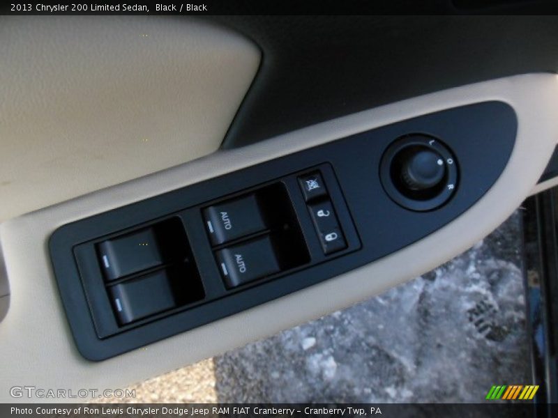 Black / Black 2013 Chrysler 200 Limited Sedan