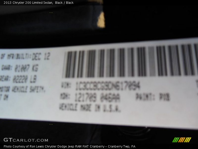 Black / Black 2013 Chrysler 200 Limited Sedan
