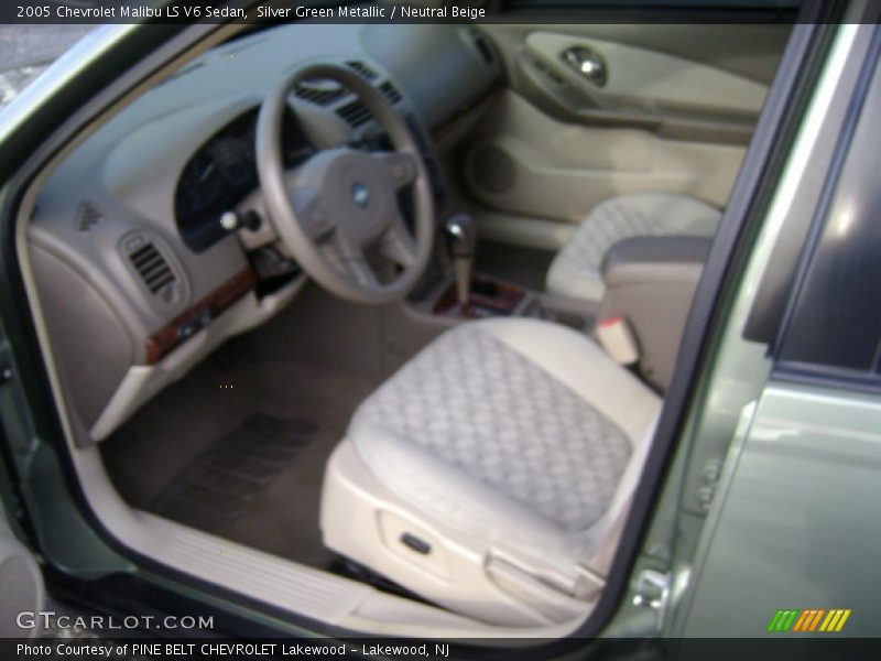 Silver Green Metallic / Neutral Beige 2005 Chevrolet Malibu LS V6 Sedan