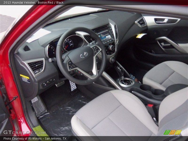 Boston Red / Black 2013 Hyundai Veloster