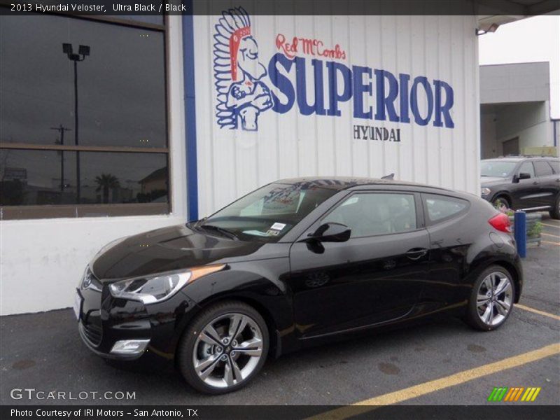 Ultra Black / Black 2013 Hyundai Veloster