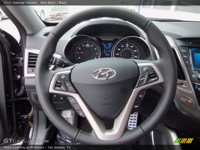 Ultra Black / Black 2013 Hyundai Veloster