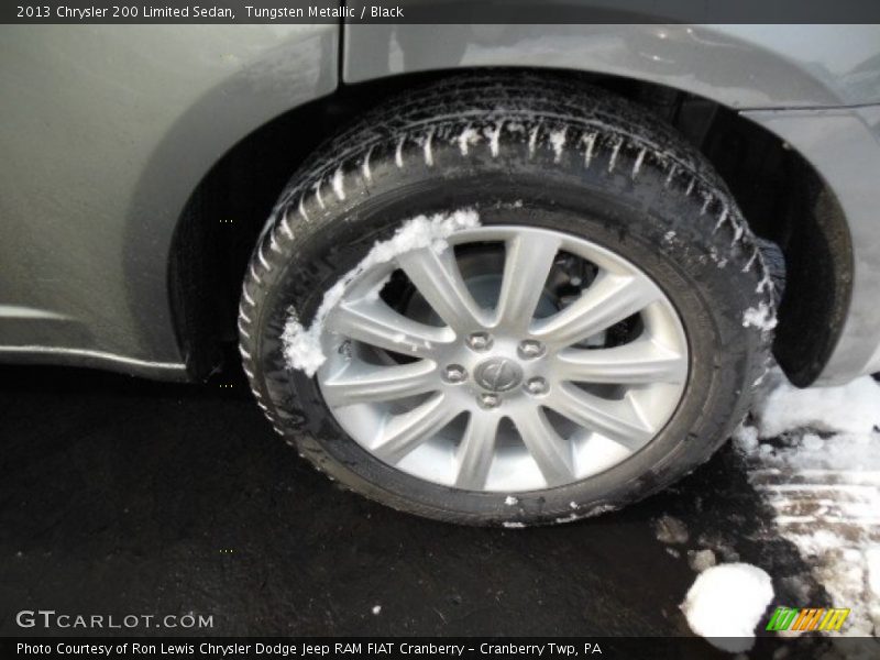 Tungsten Metallic / Black 2013 Chrysler 200 Limited Sedan