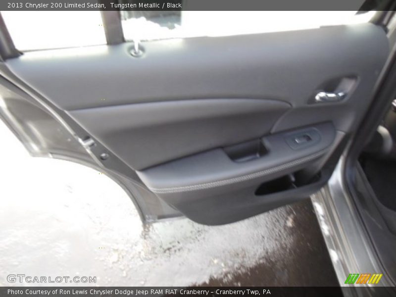 Tungsten Metallic / Black 2013 Chrysler 200 Limited Sedan