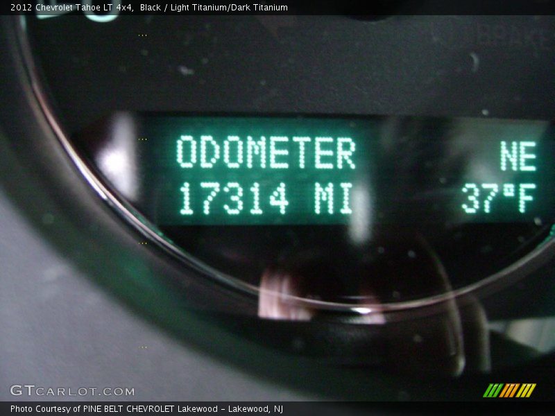 Black / Light Titanium/Dark Titanium 2012 Chevrolet Tahoe LT 4x4