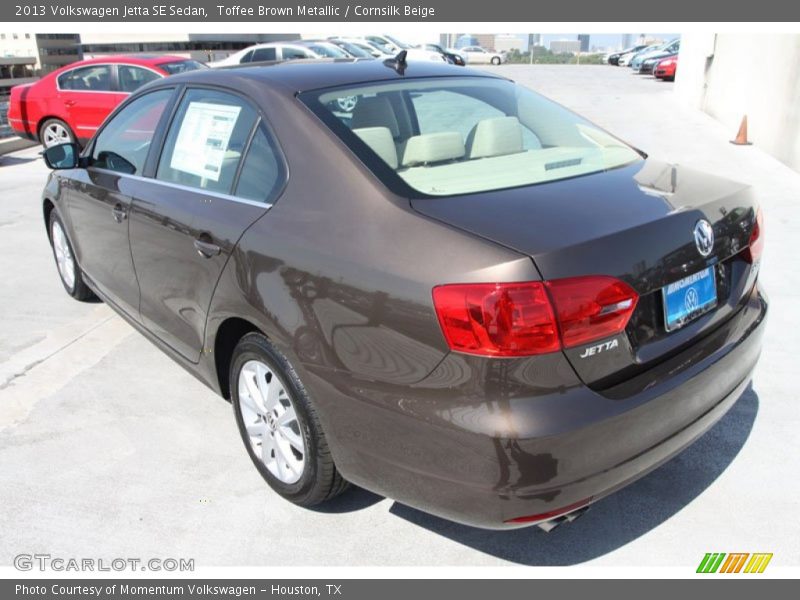 Toffee Brown Metallic / Cornsilk Beige 2013 Volkswagen Jetta SE Sedan