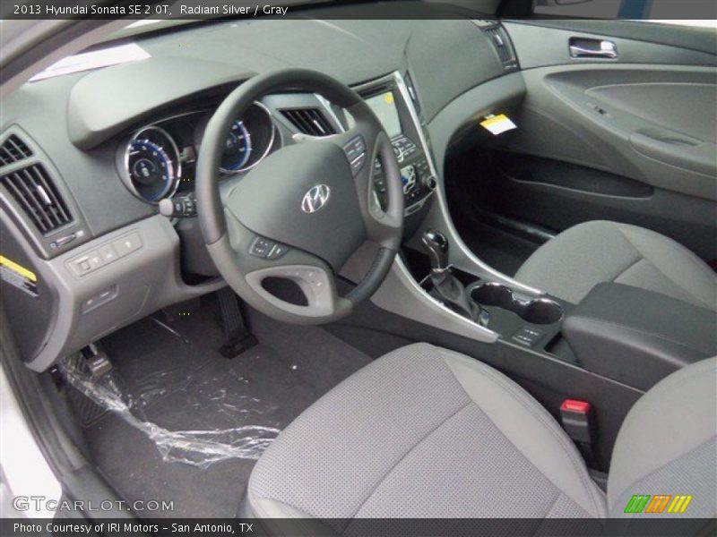 Radiant Silver / Gray 2013 Hyundai Sonata SE 2.0T