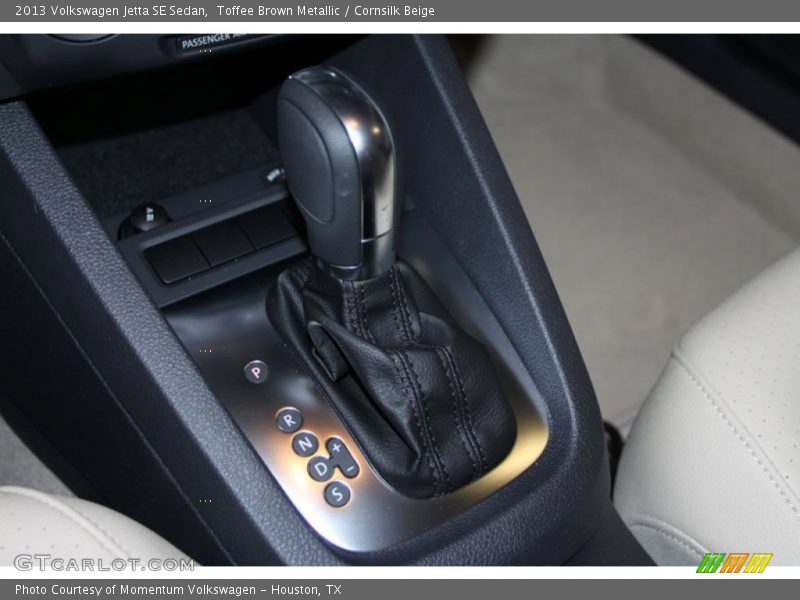 Toffee Brown Metallic / Cornsilk Beige 2013 Volkswagen Jetta SE Sedan