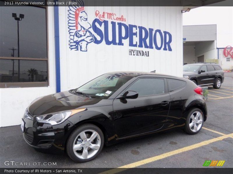 Ultra Black / Black 2013 Hyundai Veloster