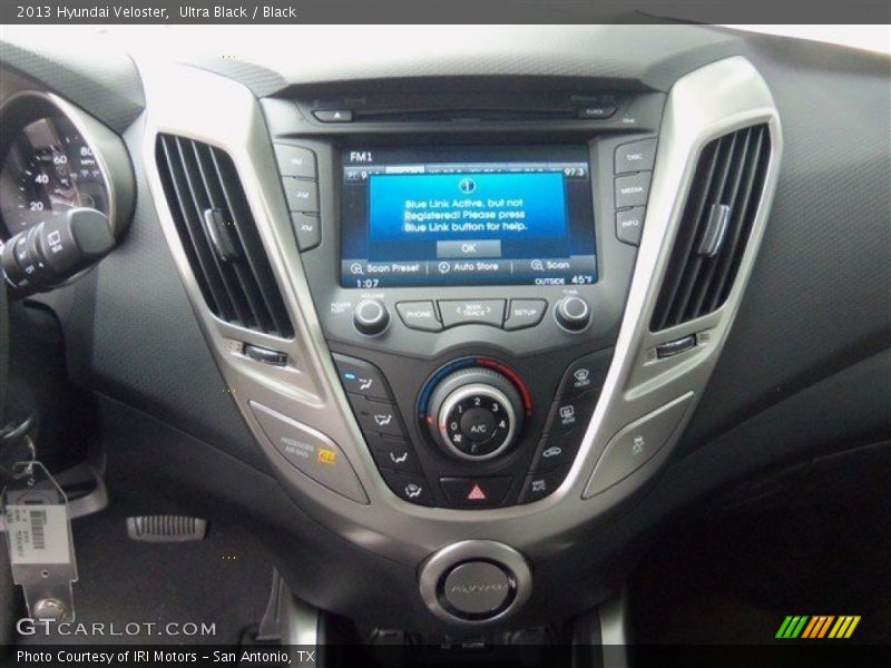 Ultra Black / Black 2013 Hyundai Veloster