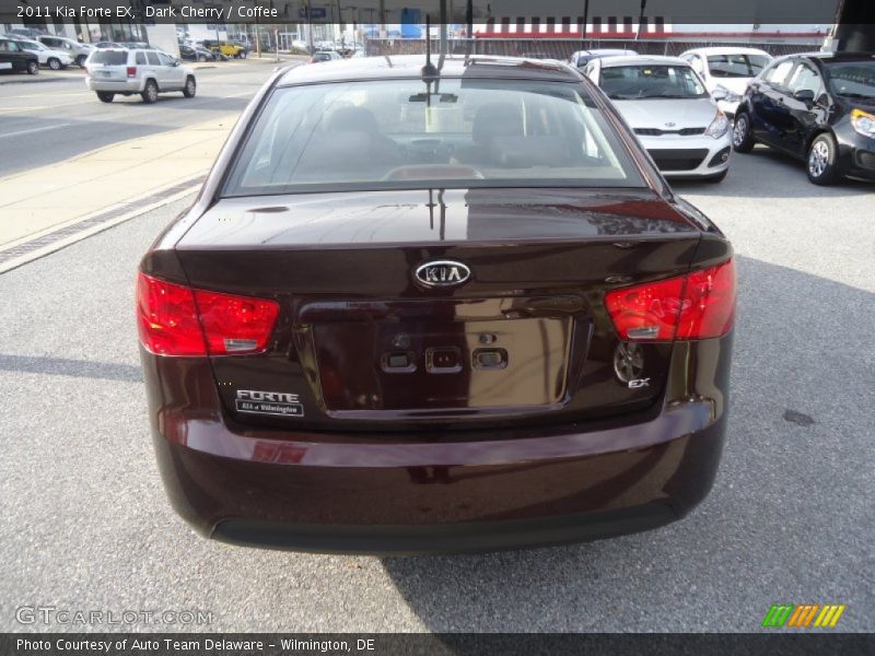 Dark Cherry / Coffee 2011 Kia Forte EX